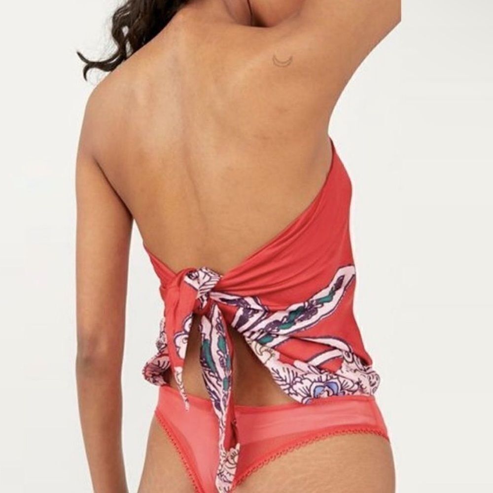 Free People NWT Spellbound Strapless Bodysuit in Cherry Combo Size Large - Picture 5 of 10